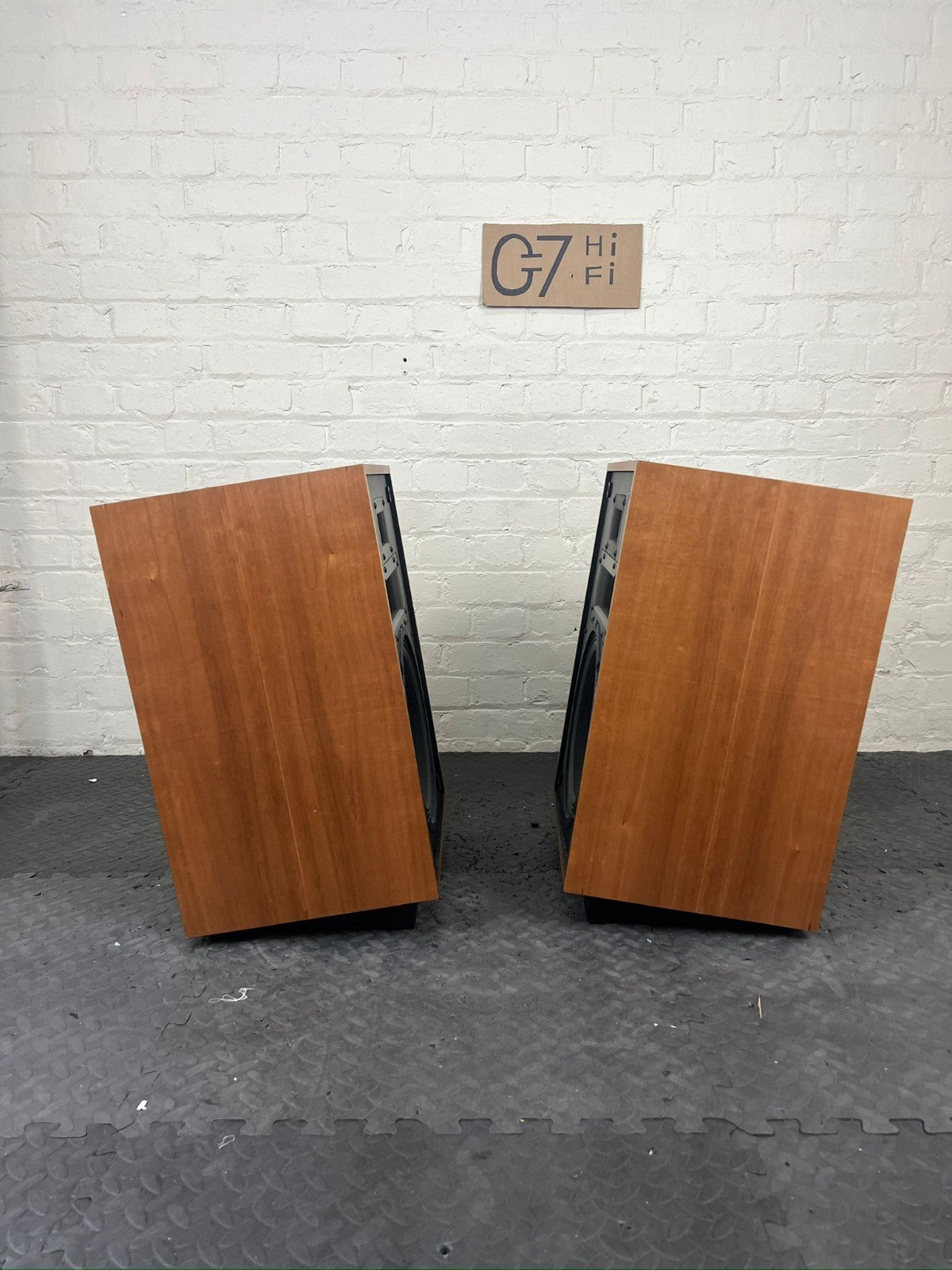 KLIPSCH HERESY IV NATURAL CHERRY FLOOR STANDING SPEAKERS