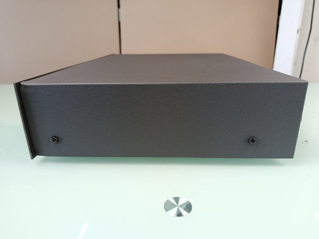 ROTEL RC 1010 STEREO STRAIGHT-LINE CONTROL AMPLIFIER