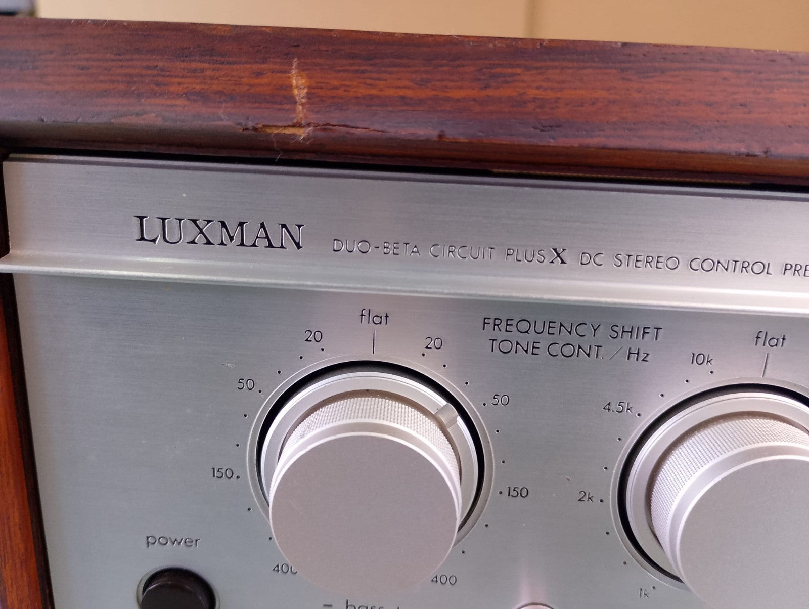 LUXMAN C 300 DUO-BETA CIRCUIT PLUS X DC STEREO CONTROL PREAMPLIFIER