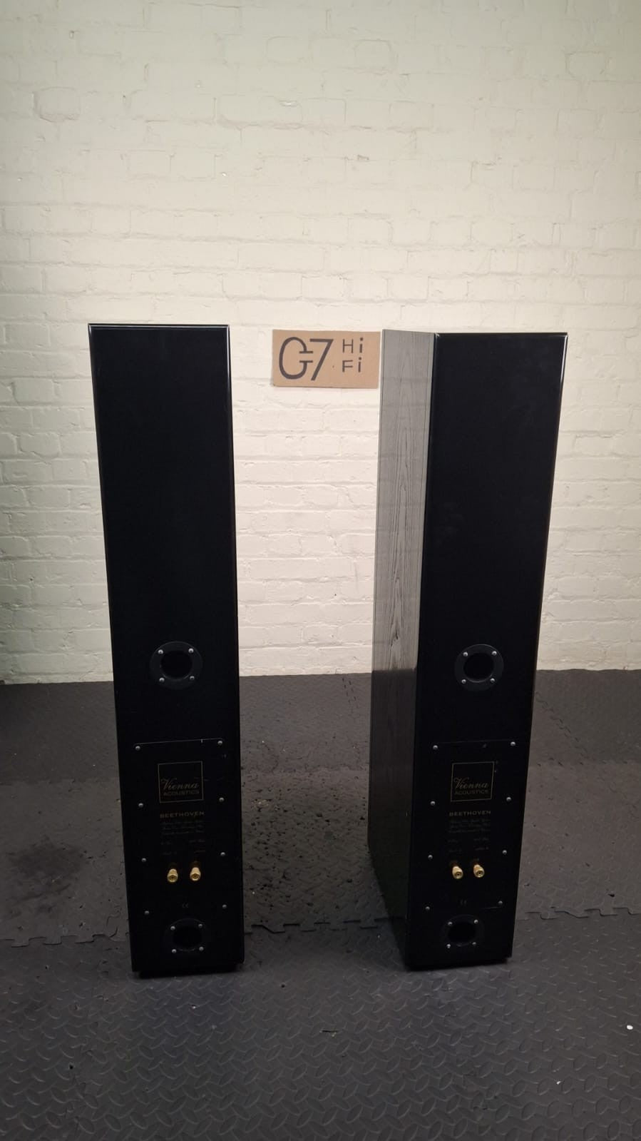 VIENNA ACOUSTICS REFERENCE BEETHOVEN FLOOR STANDING SPEAKERS