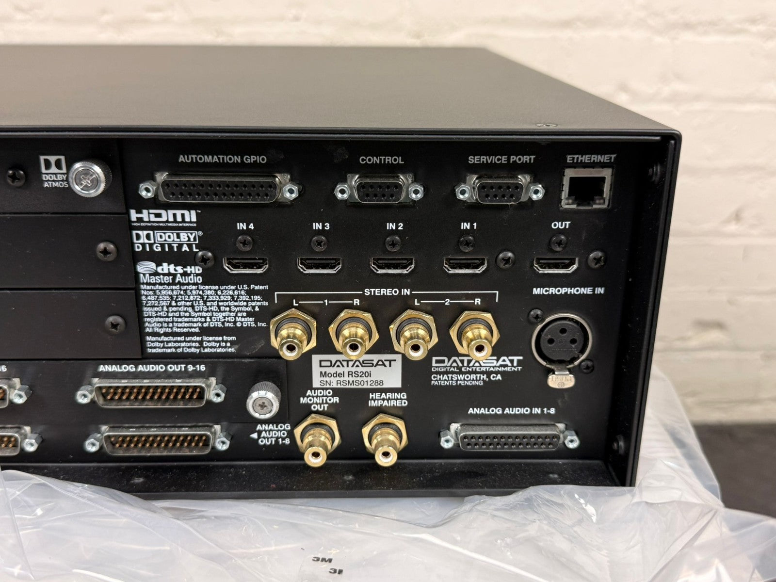 DATASAT RS20i 16-channel surround sound processor CINEMA