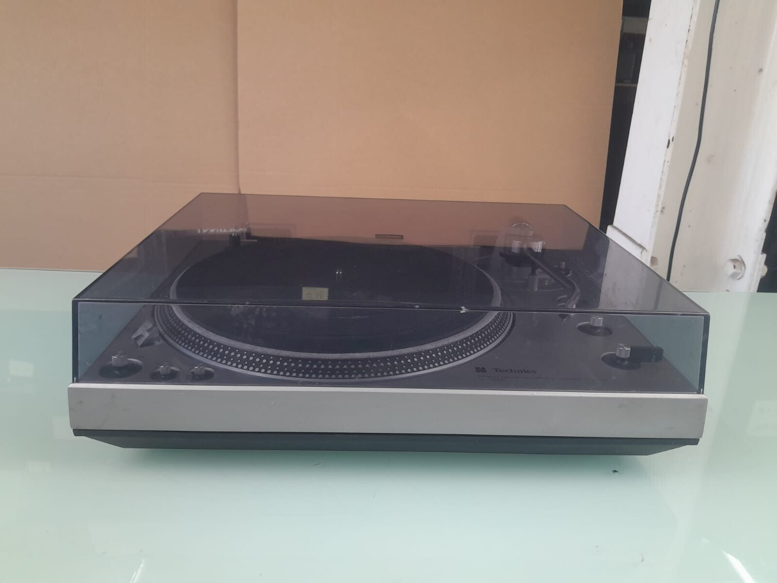 TECHNICS SL 1300 DIRECT DRIVE AUTOMATIC PLAYER SYSTEM TURNTABLE