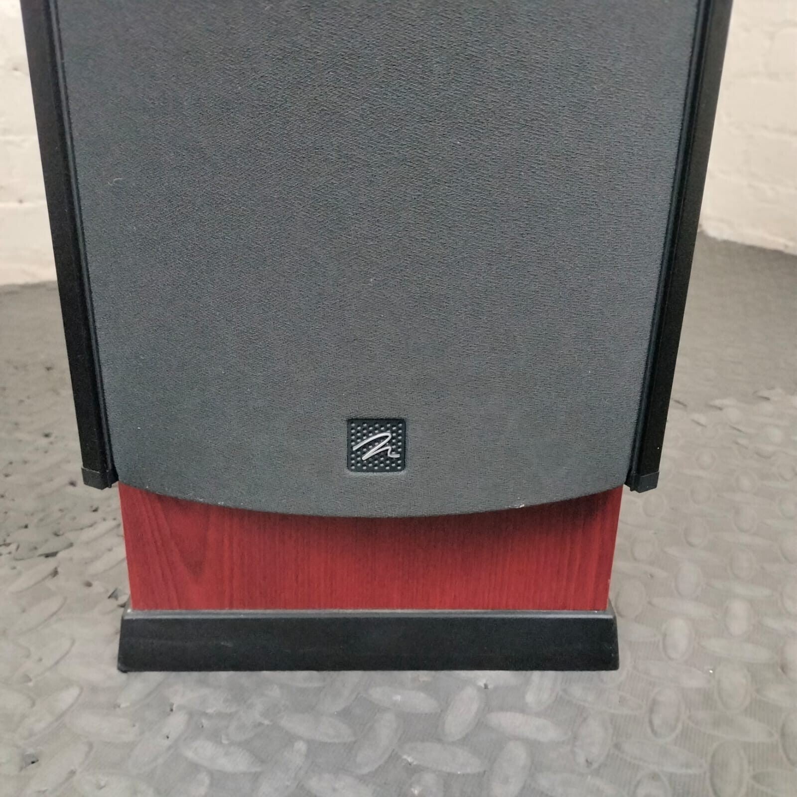 MARTIN LOGAN PURITY HYBRID ELECTROSTATIC FLOOR STANDING SPEAKERS
