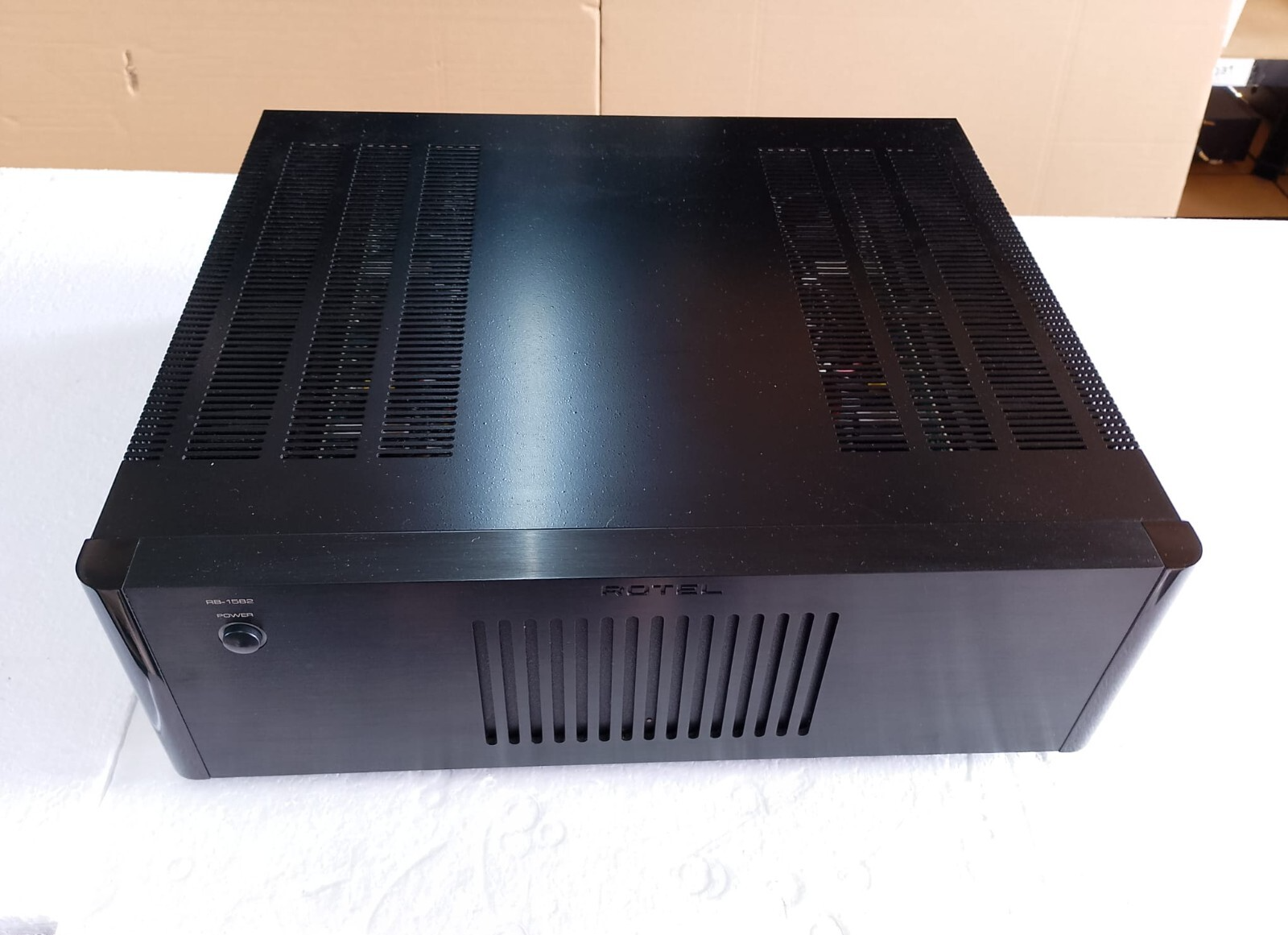 ROTEL RB 1582 STEREO POWER AMPLIFIER