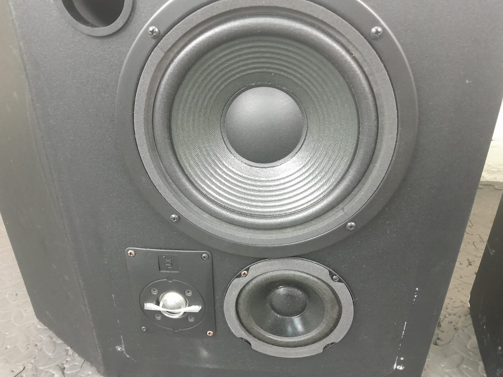 JBL 8330 SPEAKERS ODEAN CINEMA