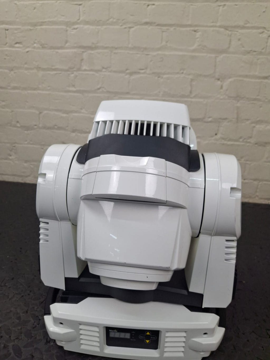MARTIN MAC 350 ENTOUR MOVING INTELLIGENT LIGHT