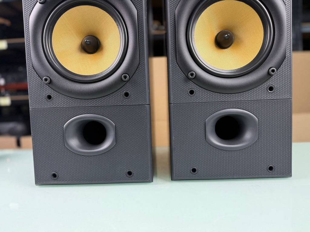 BOWERS & WILKINS B&W DM602 S2 SPEAKERS