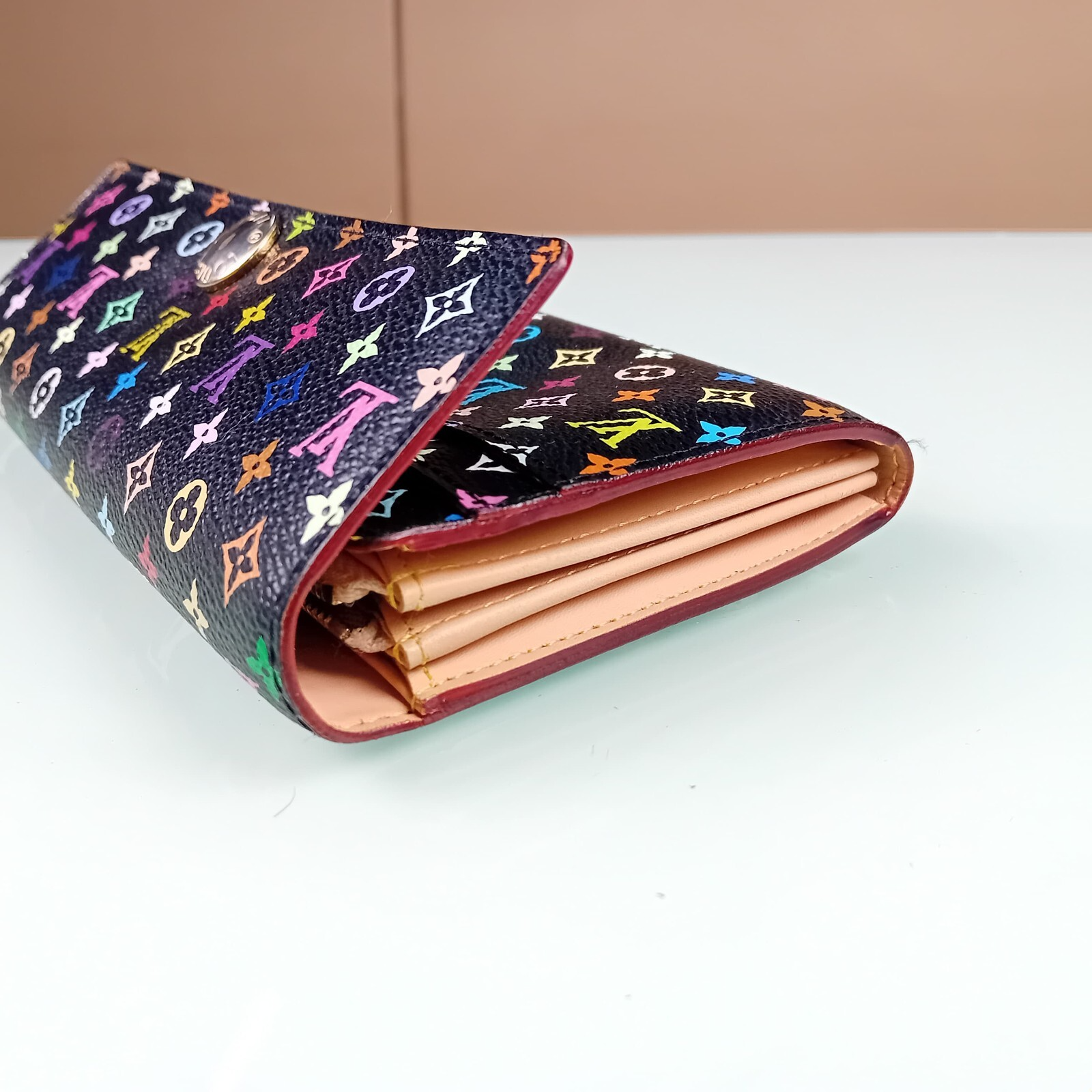 LOUIS VUITTON PARIS SARAH WALLET BAG