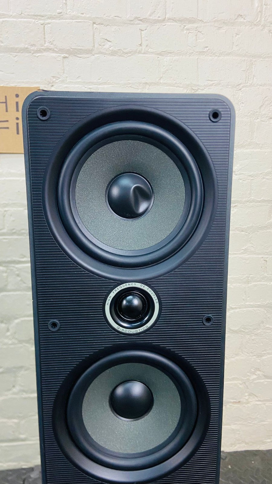 Q ACOUSTICS 2050i FLOOR STANDING SPEAKERS