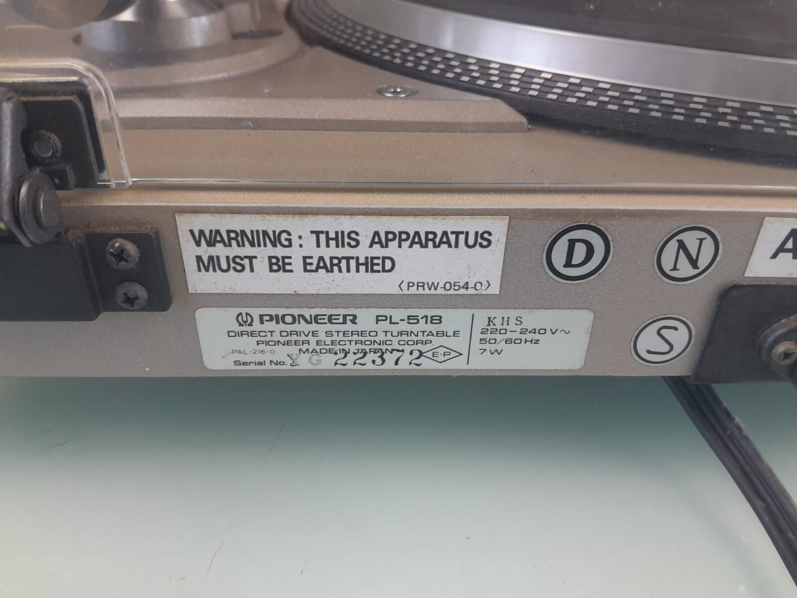 PIONEER PL 518 DIRECT DRIVE STEREO TURNTABLE WITH ADC 10E MK IV CARTRIDGE