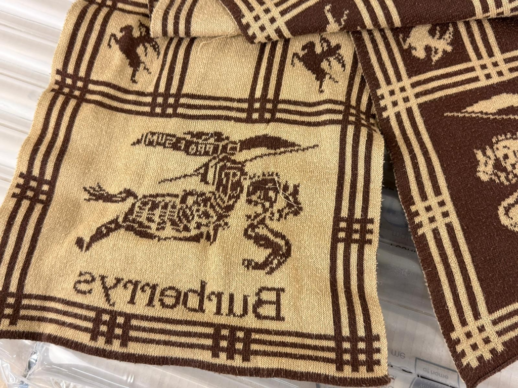 BURBERRYS SCARF