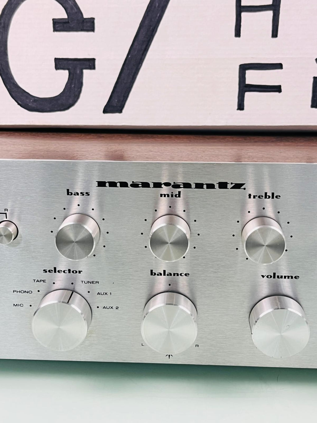 MARANTZ 1060 STEREO AMPLIFIER