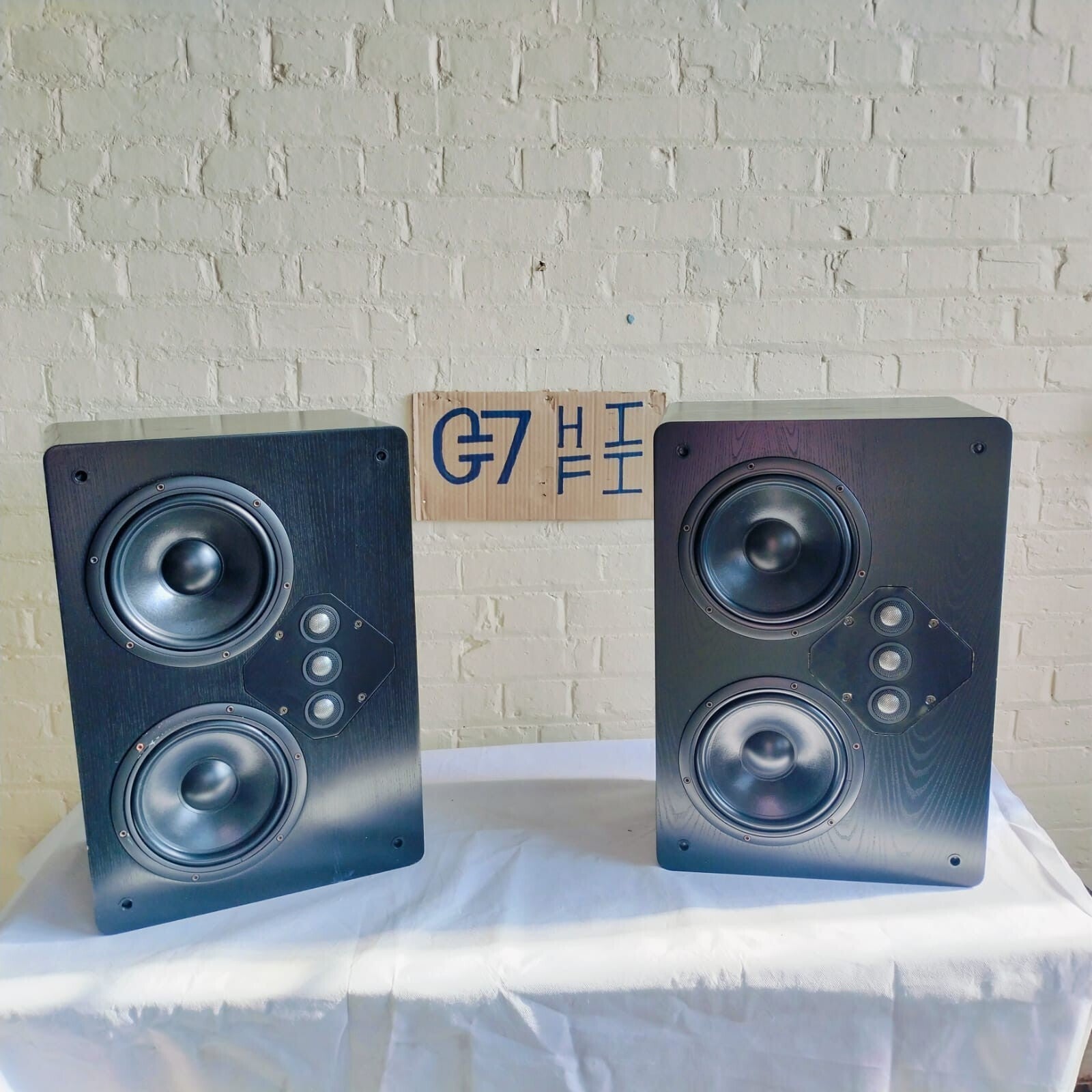 MCINTOSH HT 1 HOME THEATER LOUDSPEAKERS