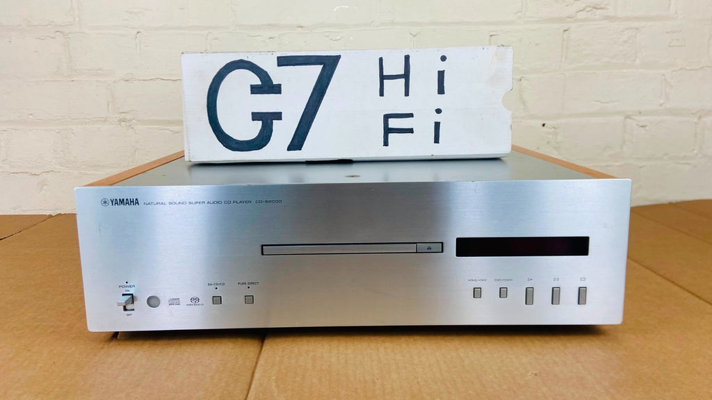 YAMAHA CD S2000 SACD NATURAL SOUND SUPER AUDIO CD PLAYER
