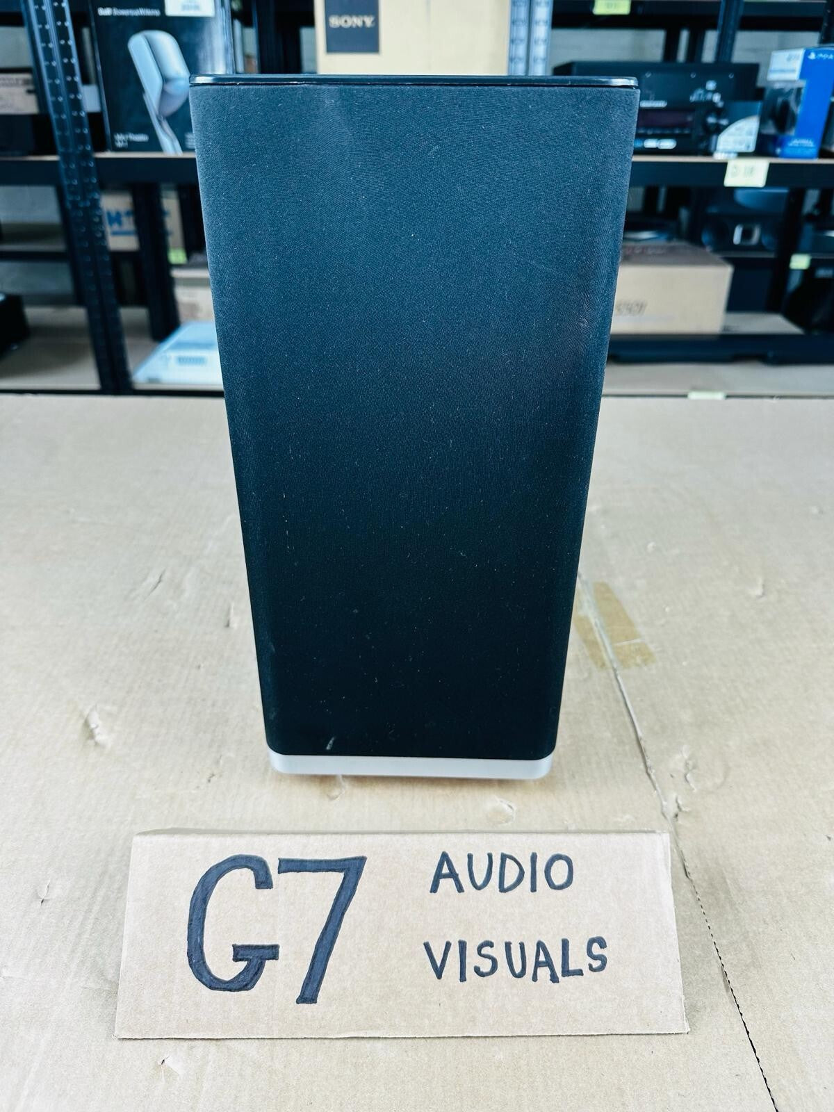 LG 94T1-W Speaker System subwoofer