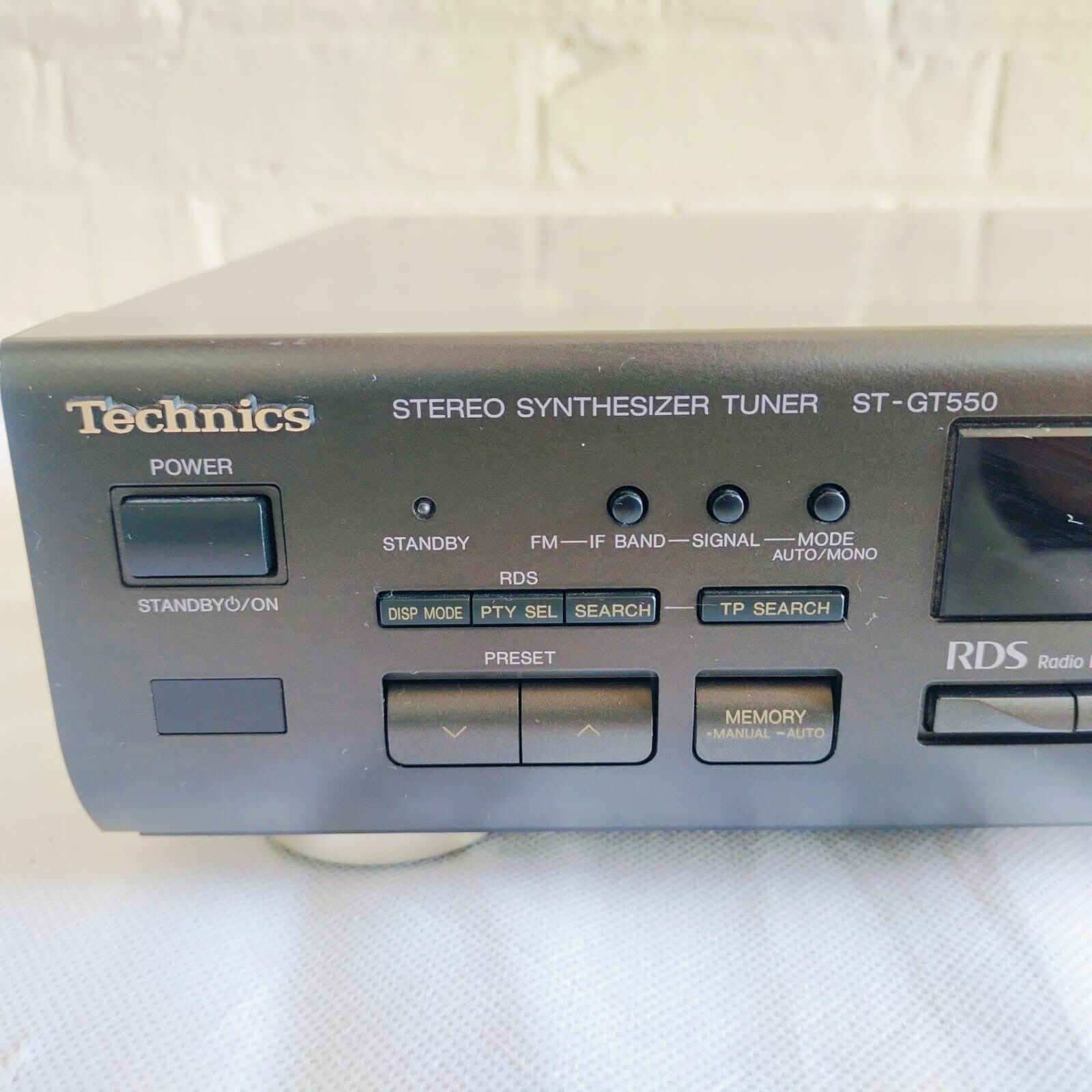TECHNICS ST GT550 STEREO SYNTHESIZER TUNER