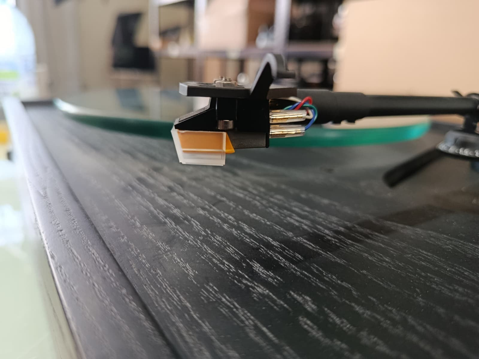 SYSTEMDEK IIX TURNTABLE WITH LINN BASIK PLUS TONEARM