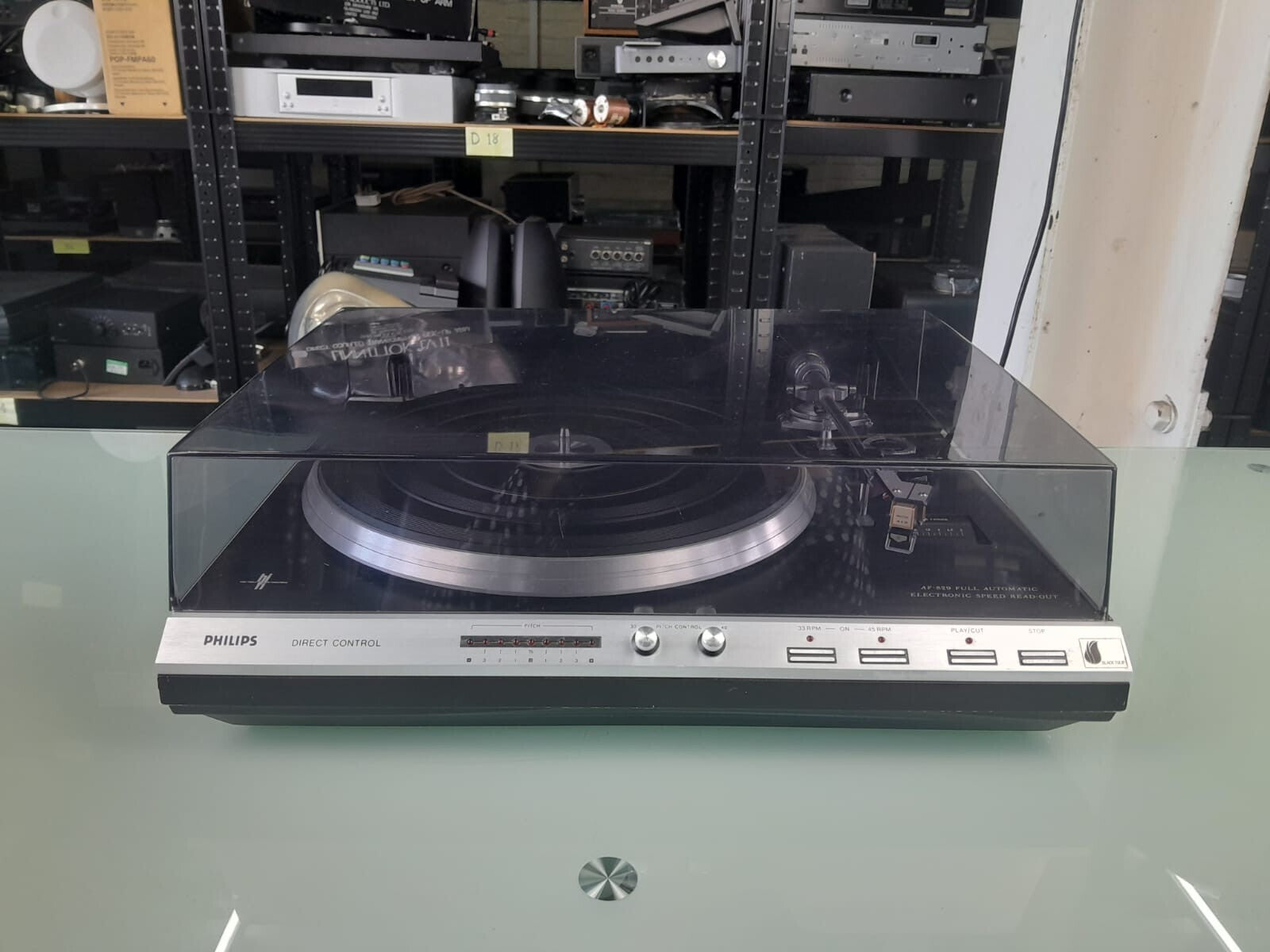 PHILIPS BLACK TULIP AF 829 AUTOMATIC TURNTABLE WITH PHILIPS 412 II CARTRIDGE