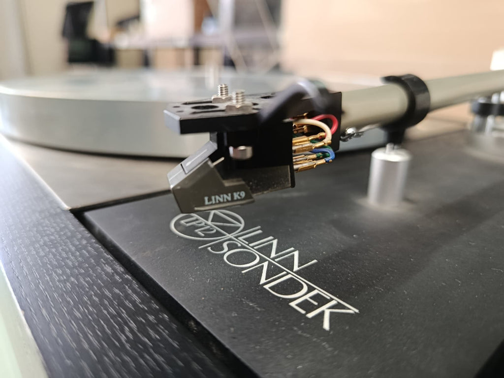 LINN SONDEK LP12 TURNTABLE WITH LINN ITTOK LVII TONEARM AND LINN K9 CARTRIDGE
