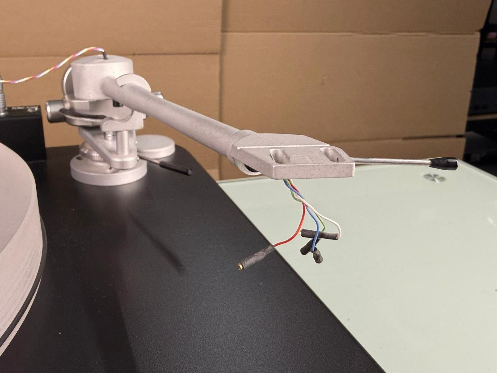 VPI ARIES SCOUT TURNTABLE JMW MEMORIAL TONEARM