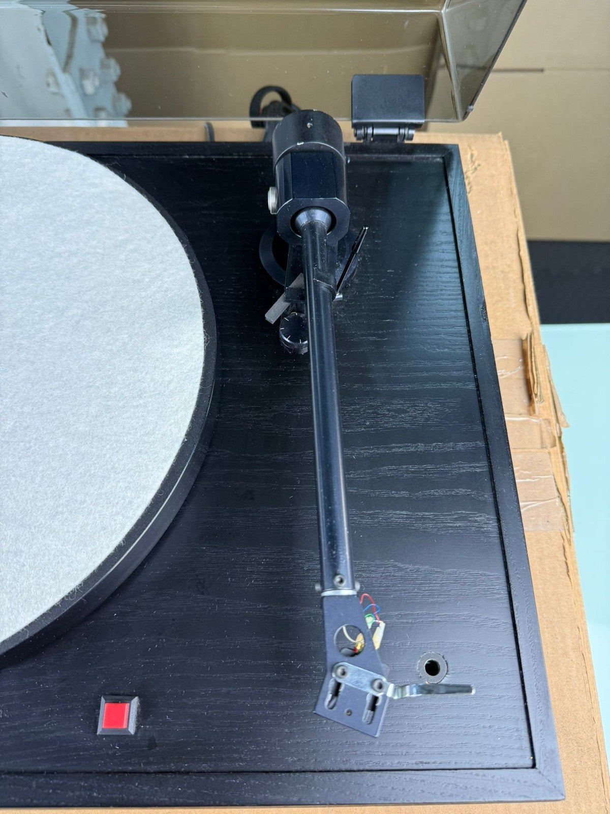 LOGIC TEMPO WITH DATUM II TONEARM TURNTABLE WITH GOLDRING CARTRIDGE