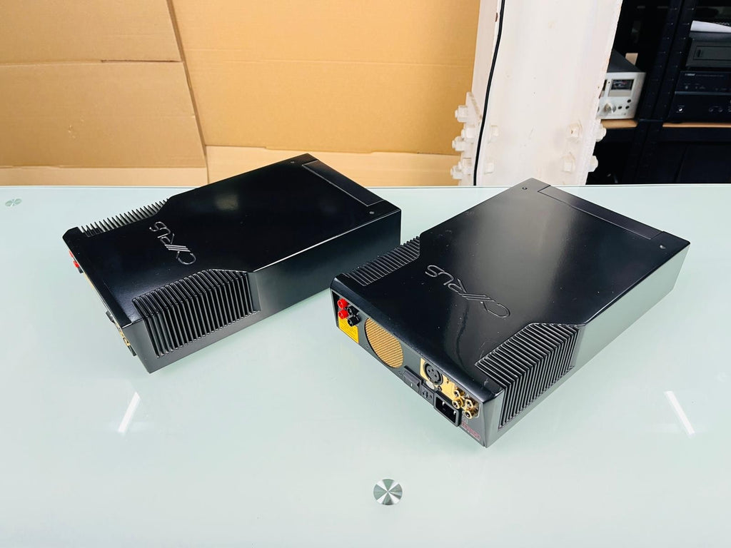 CYRUS MONO X POWER AMPLIFIERS
