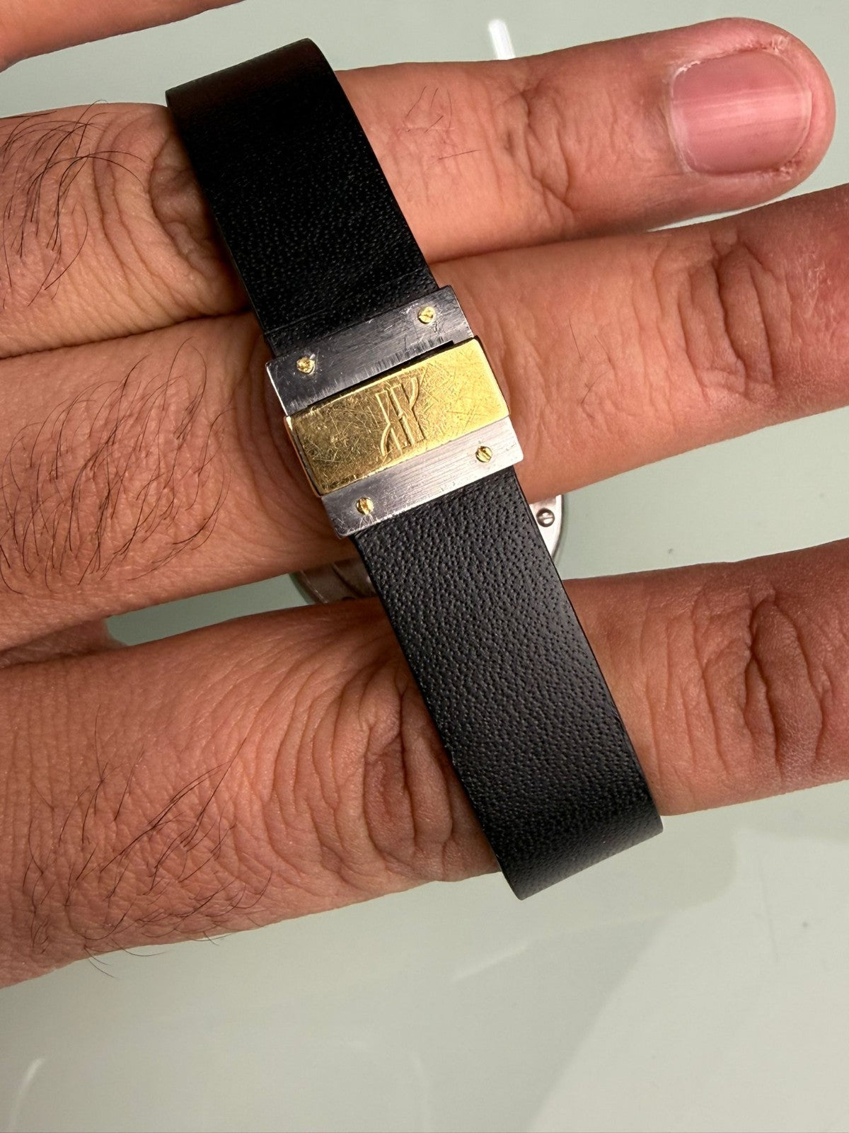 HUBLOT CLASSIC 18K GOLD MDM LADIES S139.10.2 WATCH