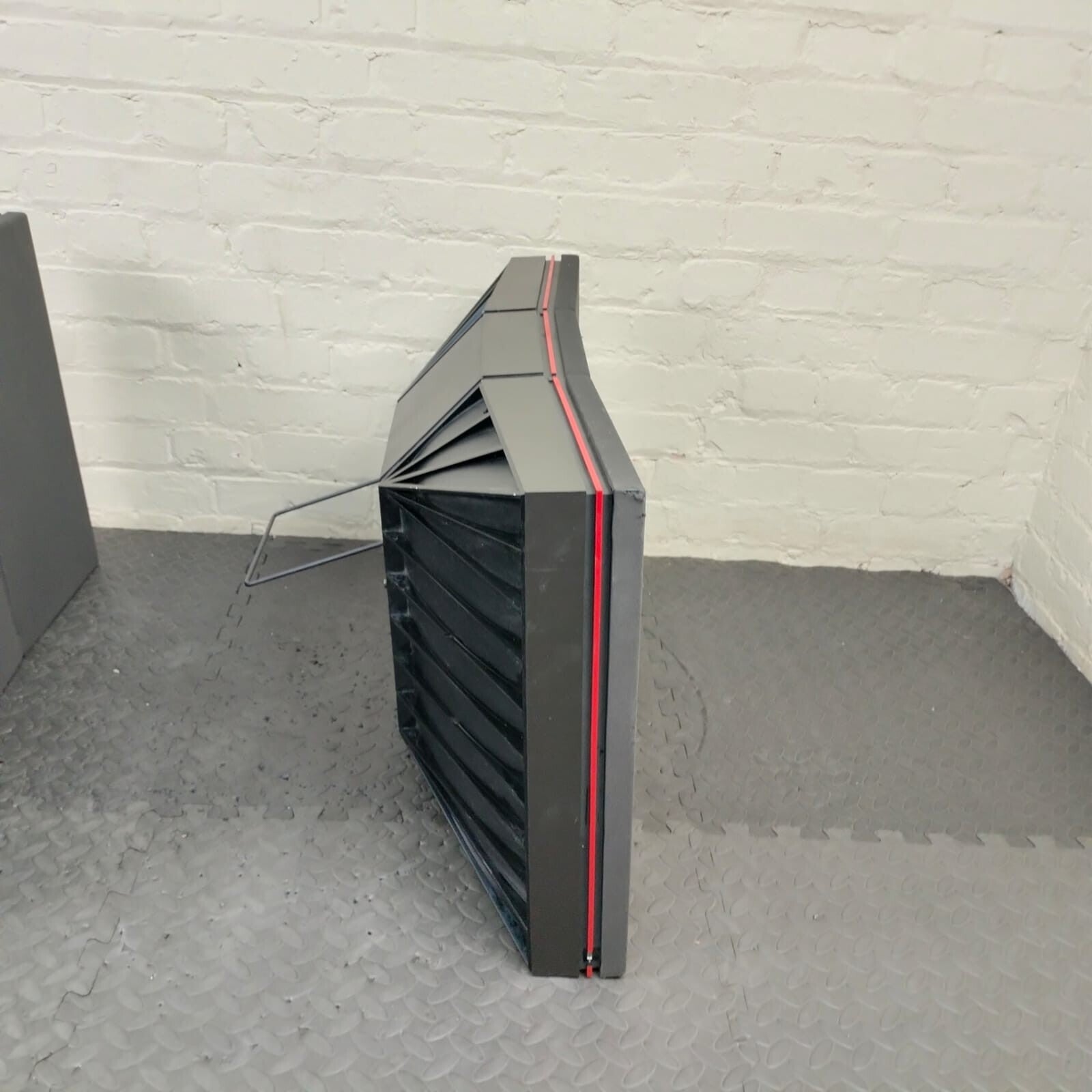 BANG & OLUFSEN B&O BEOVOX RL 140 SPEAKERS