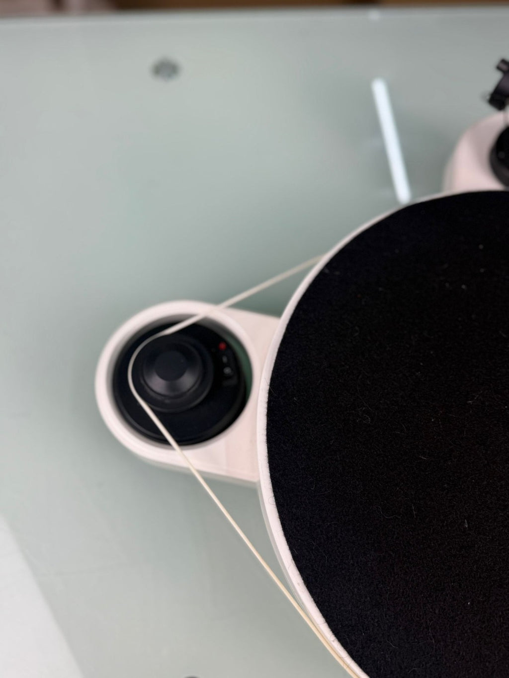 PRO-JECT RPM 1.3 GENIE WHITE TURNTABLE