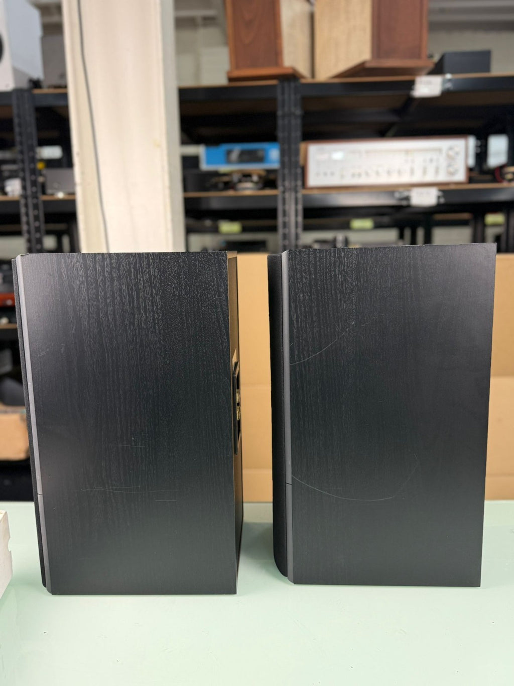 BOWERS & WILKINS B&W DM602 S2 SPEAKERS