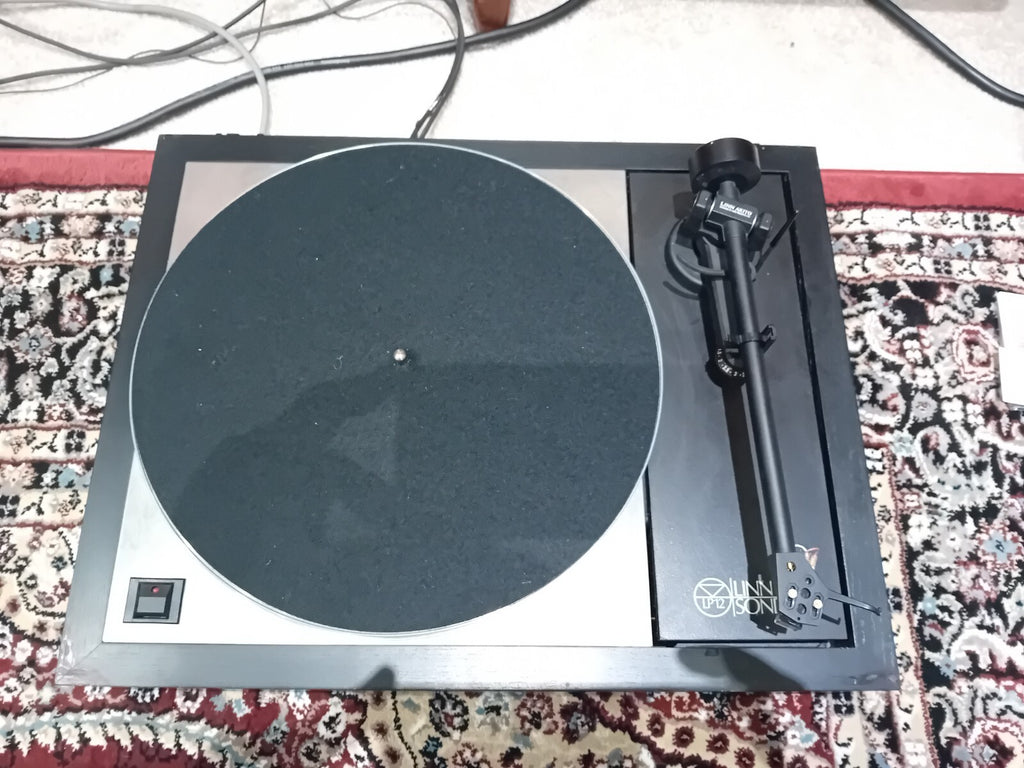 LINN SONDEK LP12 AKITO TONEARM ORTOFON MC RONDO