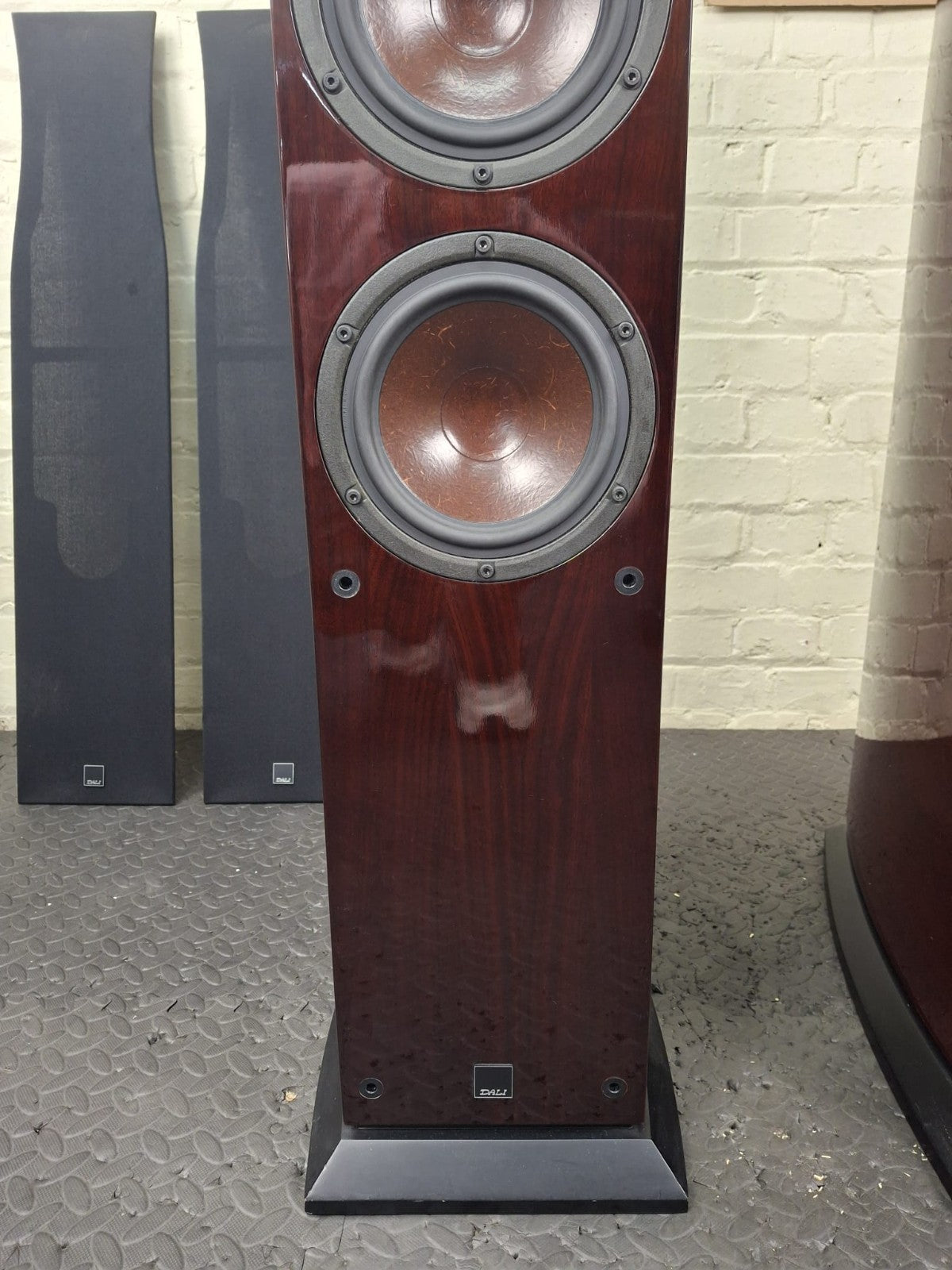 DALI HELICON 400 FLOOR STANDING SPEAKERS