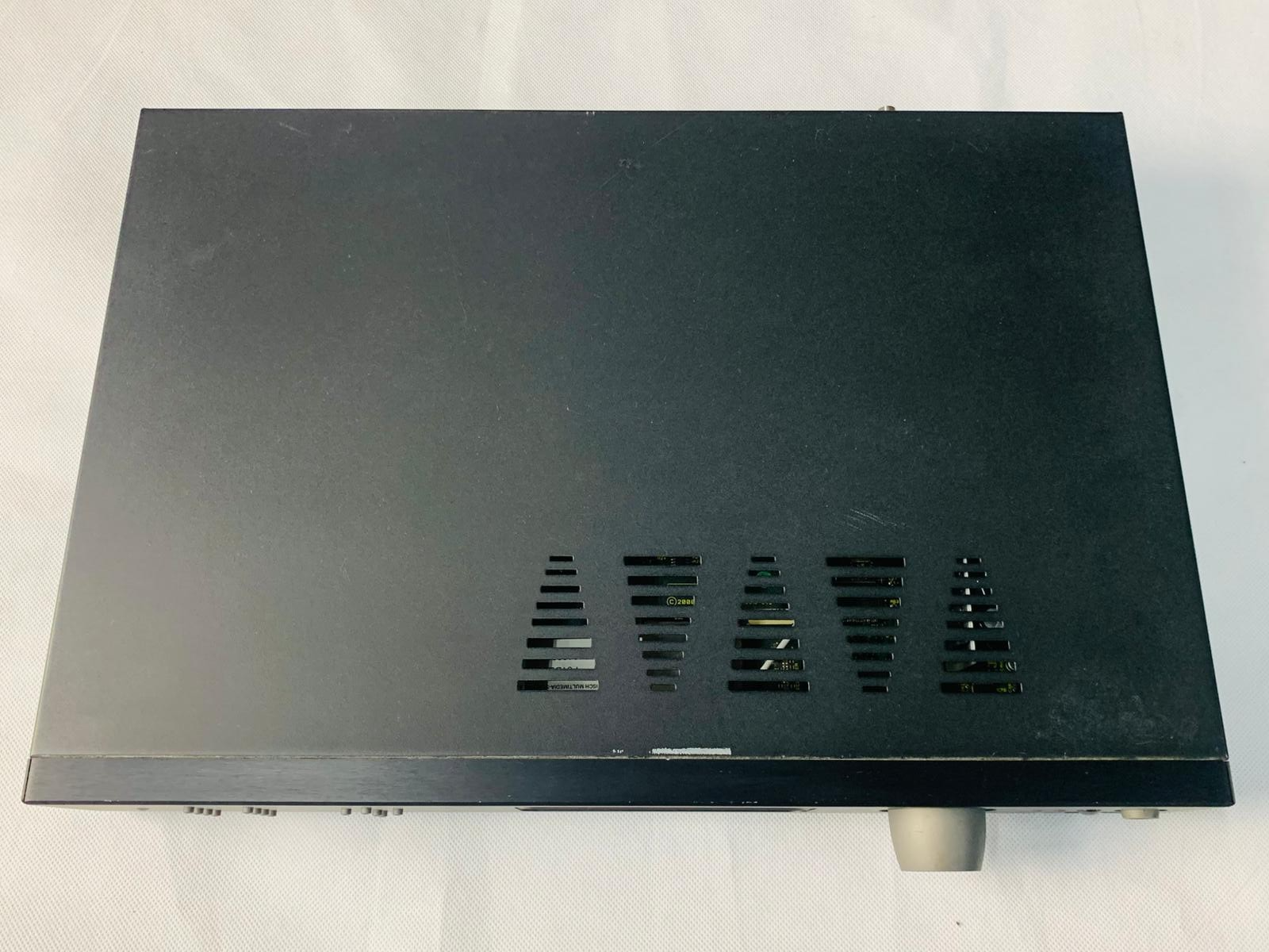 TAG MCLAREN AVANTGRADE THEATRE AV32R SL PRE AMPLIFIER