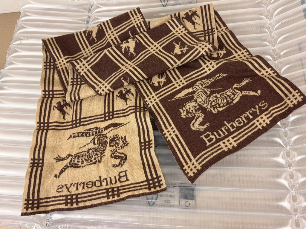 BURBERRYS SCARF