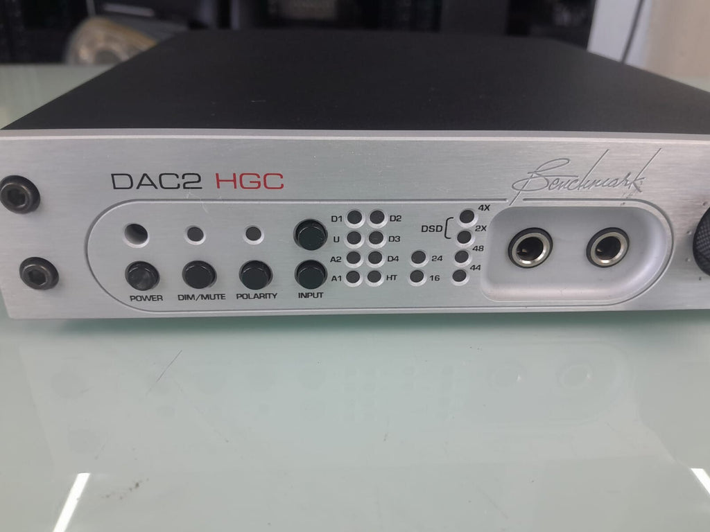 BENCHMARK DAC 2 HGC DIGITAL TO ANALOG AUDIO CONVERTER PRE AMP HEADPHONE AMP