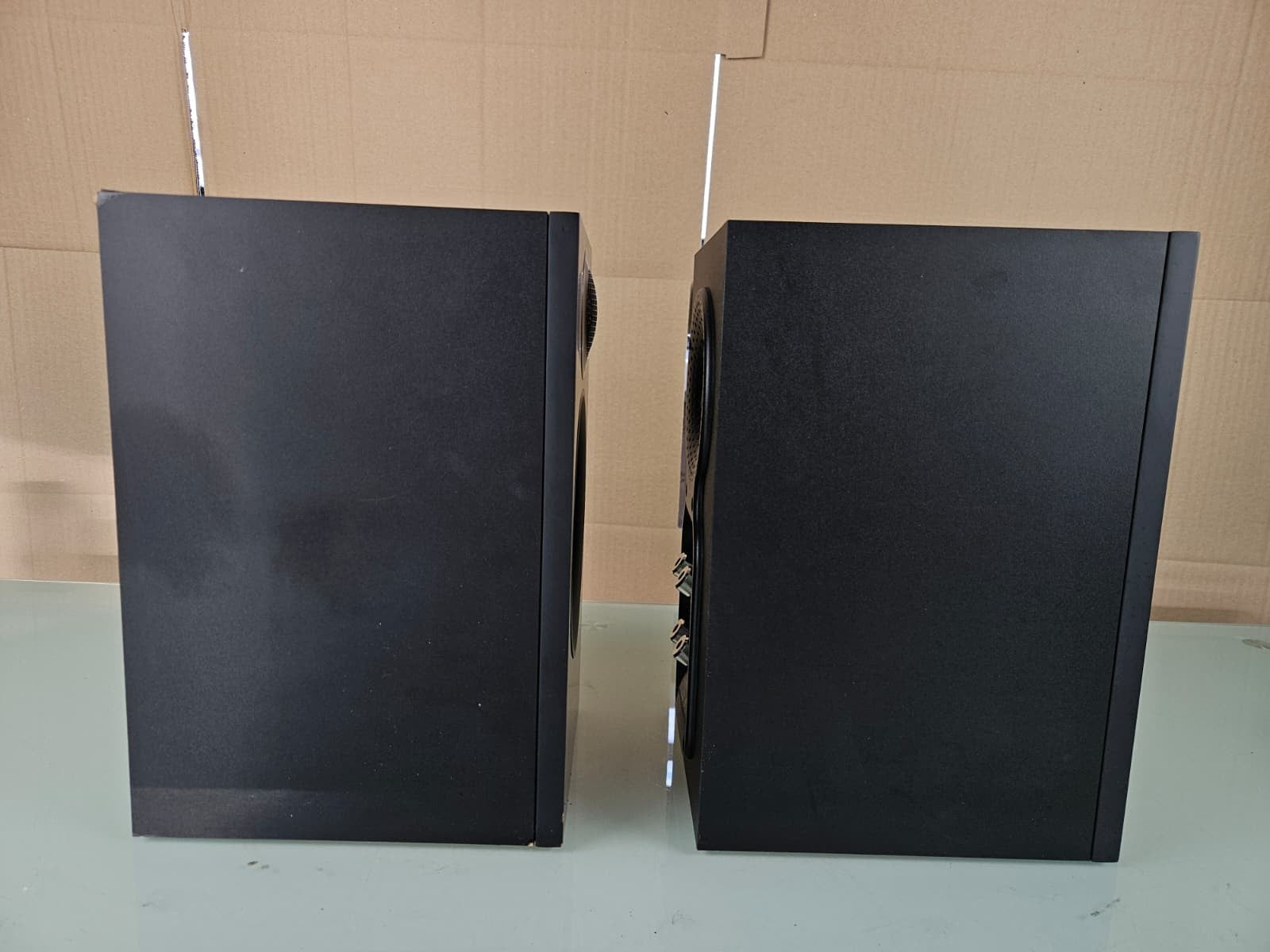 BOWERS & WILKINS B&W 607 S2 SPEAKERS