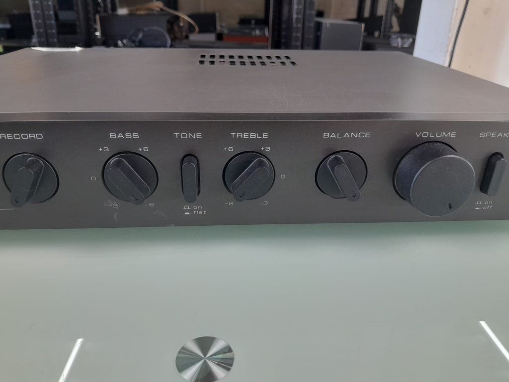 AUDIOLAB 8000A STEREO INTEGRATED AMPLIFIER