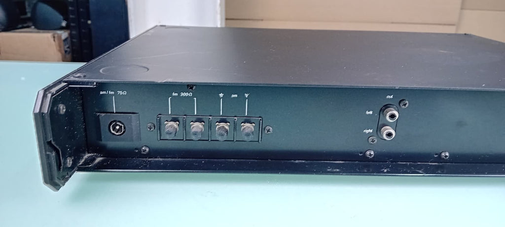BRAUN T1 TUNER RADIO HI FI