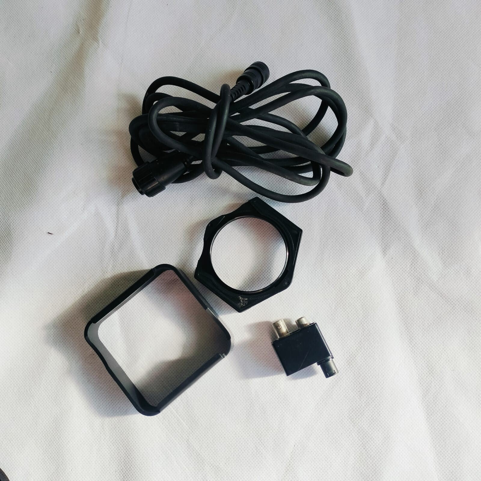 PANASONIC F10 CCD CAMCORDER WITH CASE 8X ZOOM LENS COMPLETE KIT