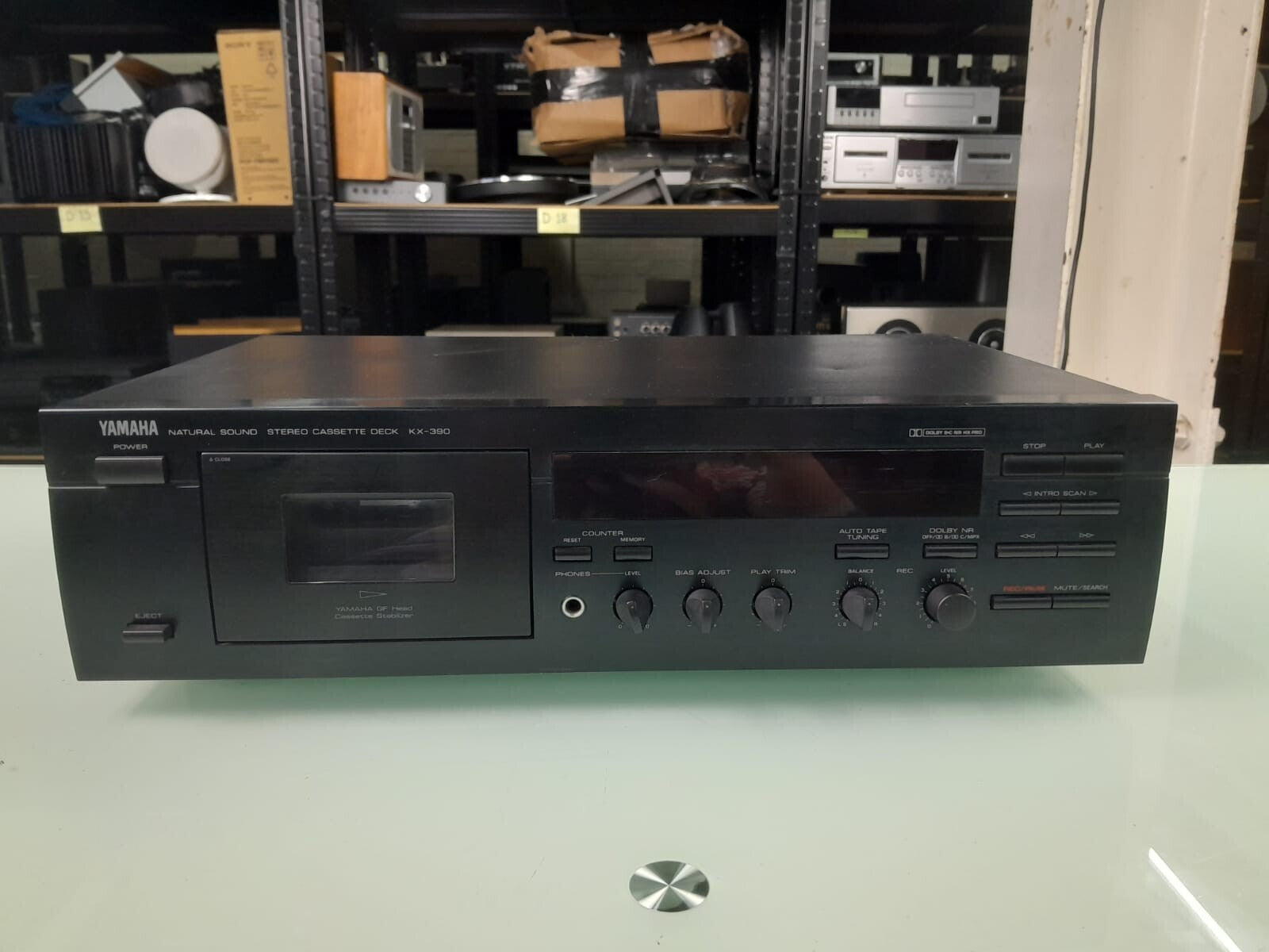 YAMAHA KX 390 NATURAL SOUND STEREO CASSETTE DECK