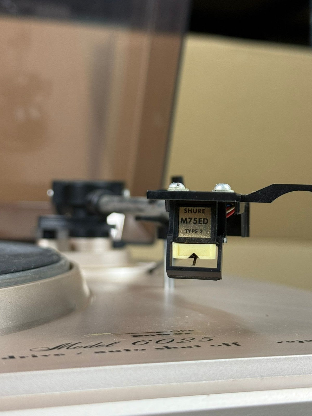 MARANTZ 6025 TURNTABLE WITH SHURE M75ED TYPE 2 CARTRIDGE