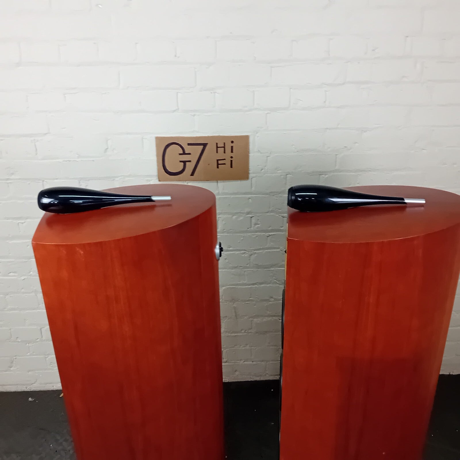 BOWERS & WILKINS B&W 803 D FLOOR STANDING SPEAKERS