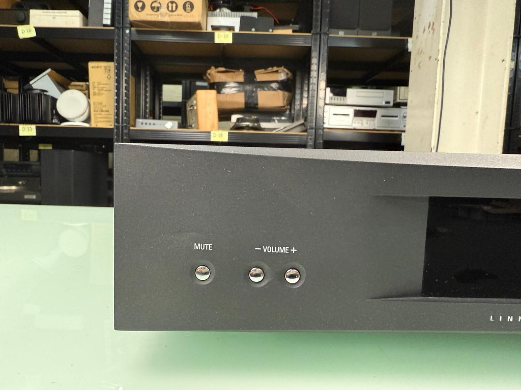 LINN AKURATE SYSTEM HUB POWERED BY DYNAMIK WITH REMOTE INTERTEK