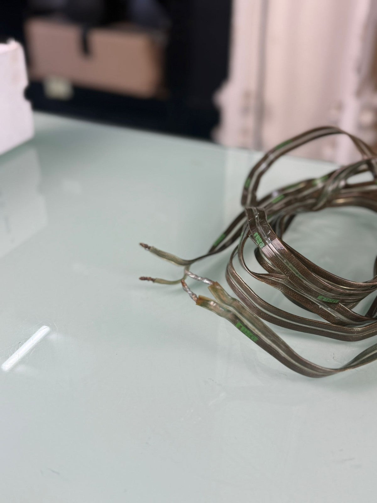 REGA FLAT LINE SPEAKER CABLES