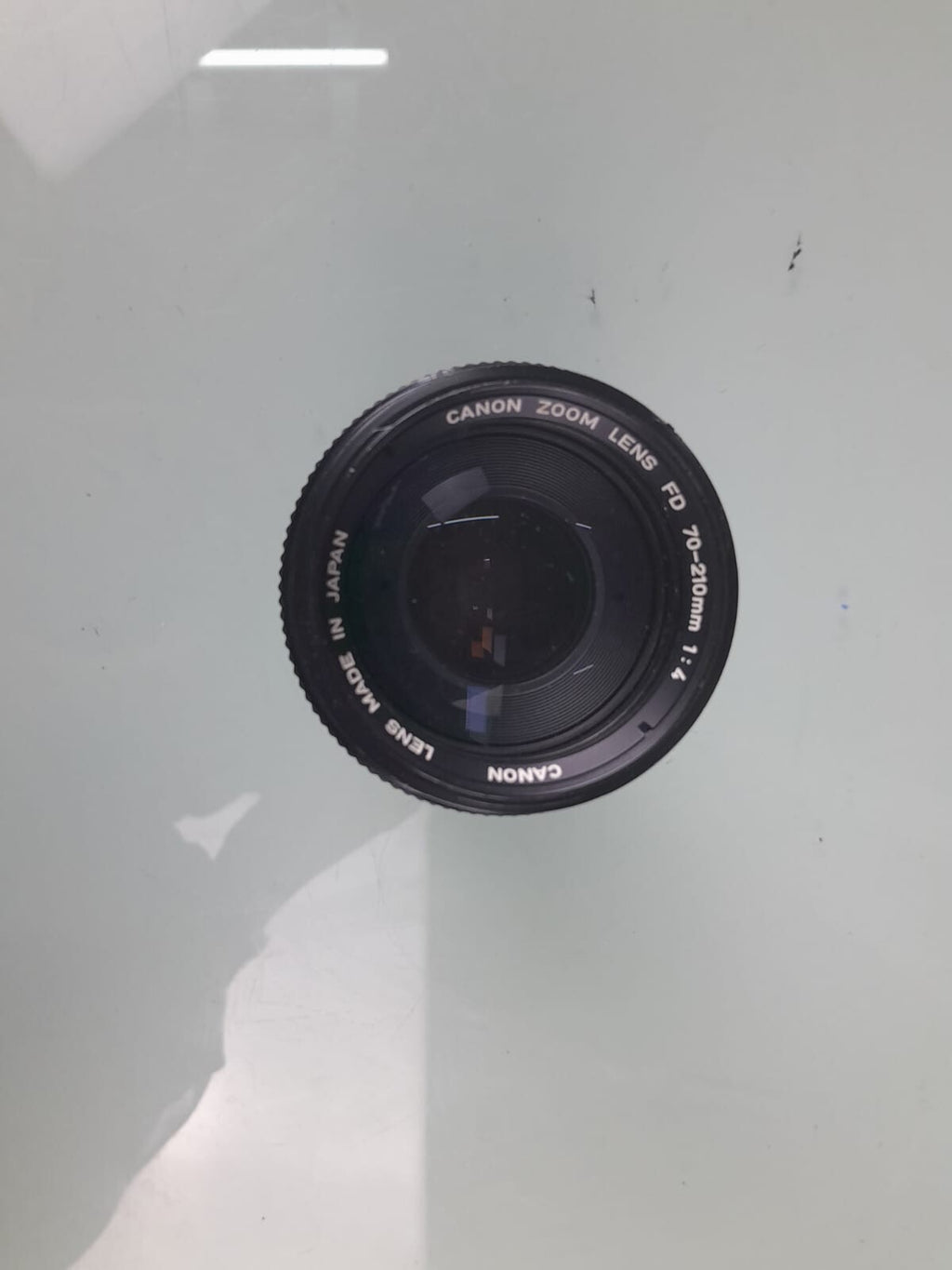 CANON FD 70-210MM F/4 ZOOM LENS