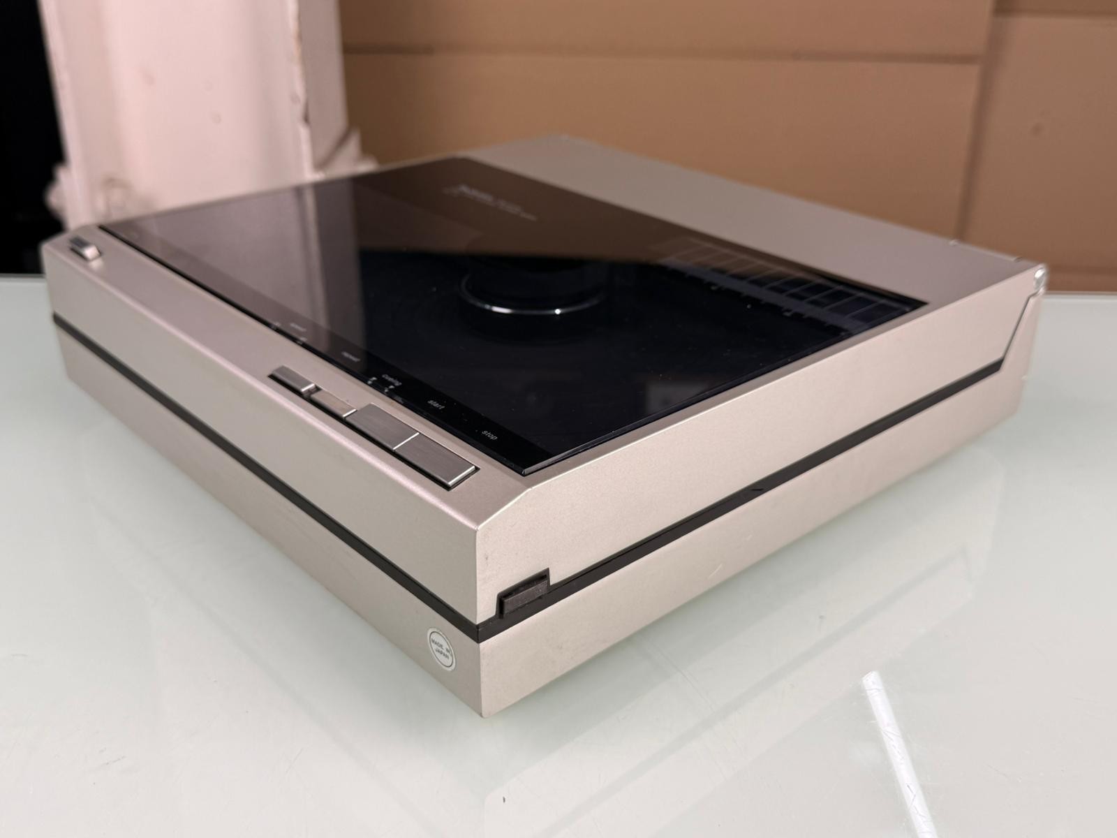 TECHNICS SL 10 QUARTZ DIRECT DRIVE AUTOMATIC TURNTABLE