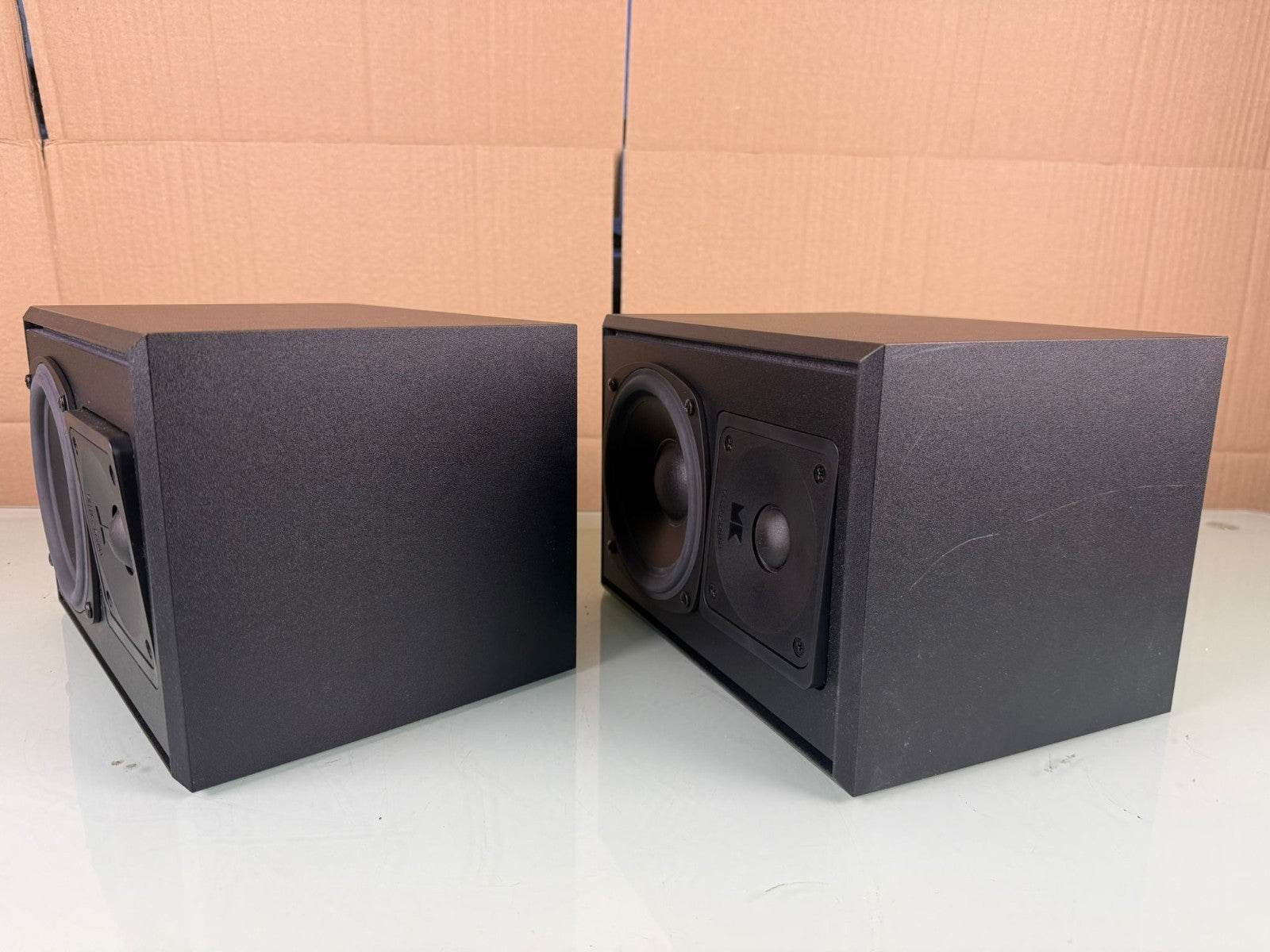 Miller Kreisel M&K SOUND SURROUND 550THX SURROUND SPEAKERS