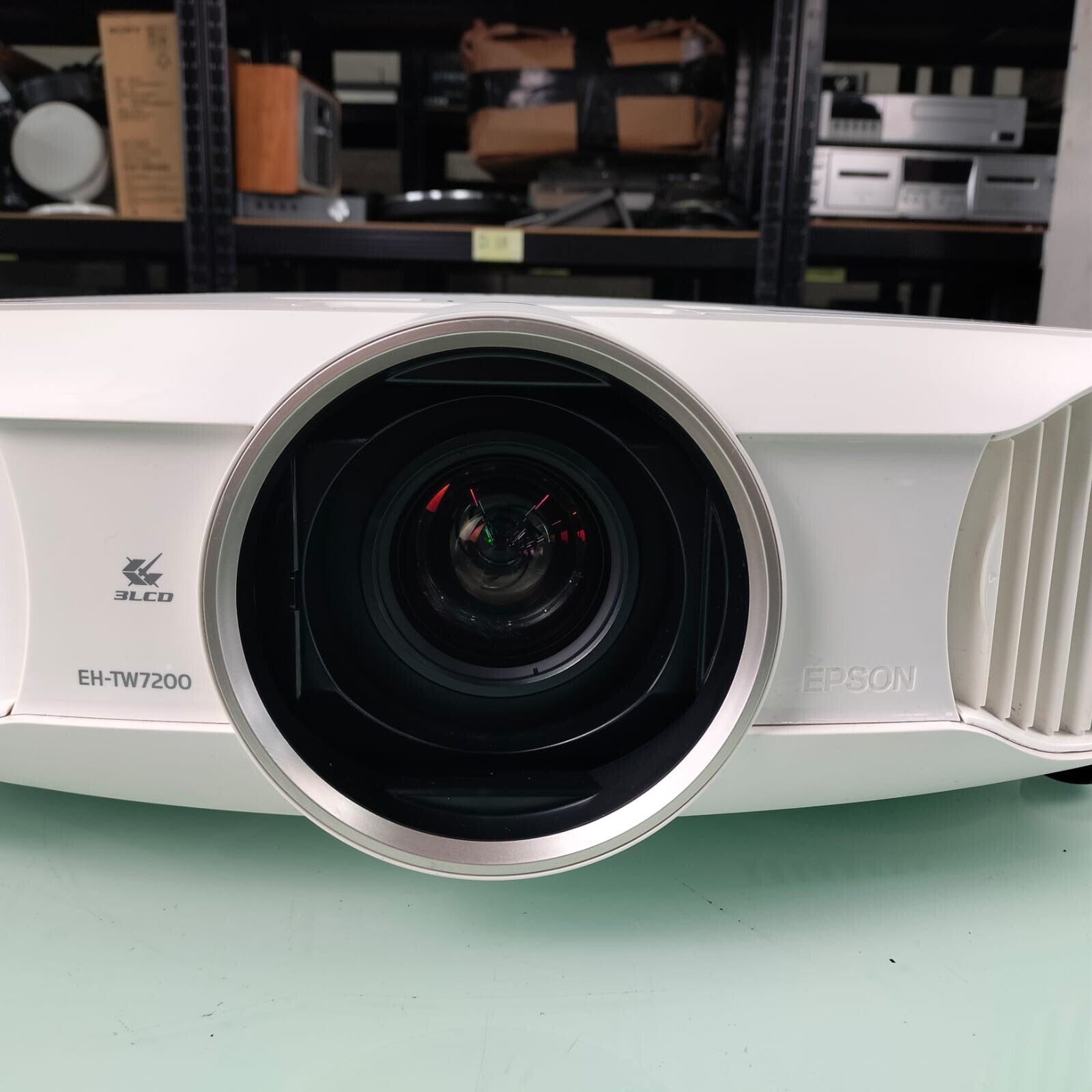 EPSON EH-TW7200 H589B LCD PROJECTOR WITH REMOTE