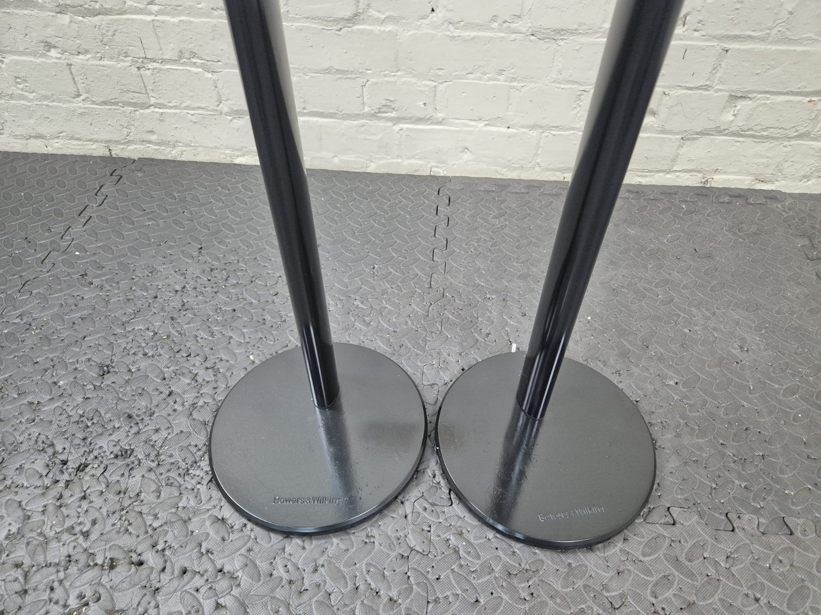 BOWERS & WILKINS B&W M 1 FLOOR STANDS