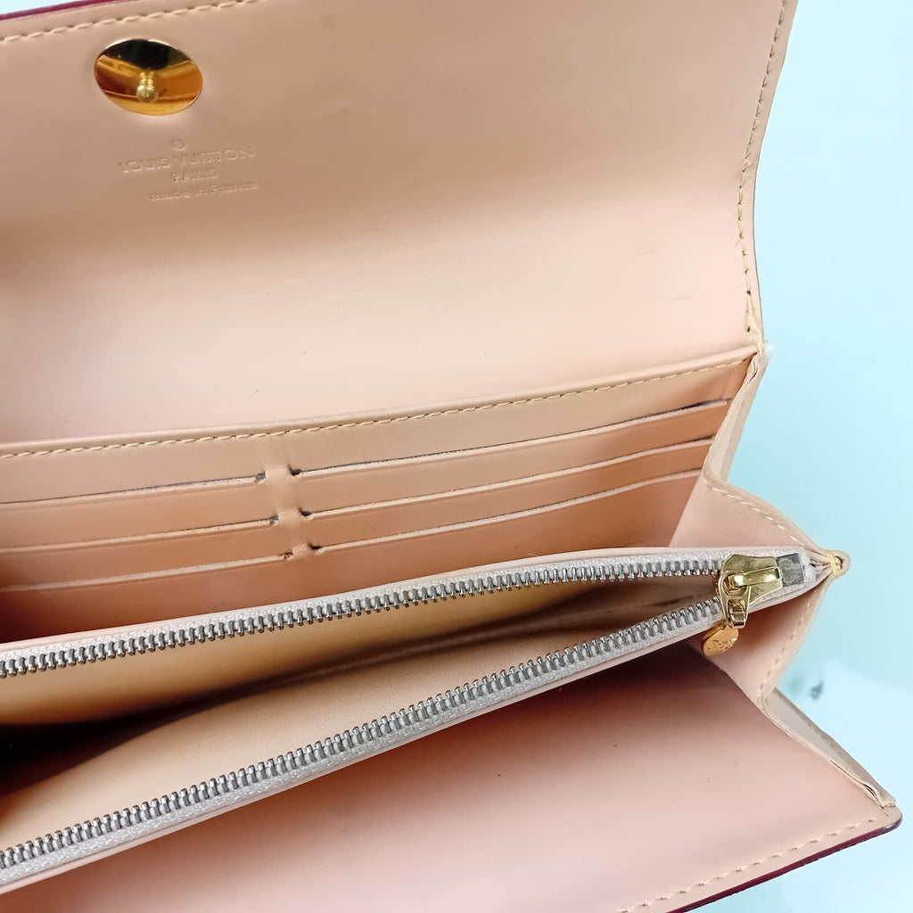 LOUIS VUITTON PARIS SARAH WALLET BAG